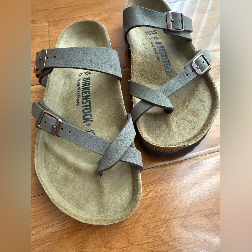 New Birkenstock Mayari Sandal - Taupe 37